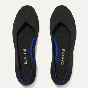 ❗️SOLD❗️Rothy’s The Flat in Black Solid